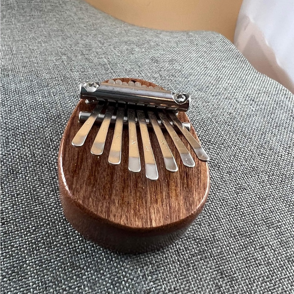 - Mini Kalimba - Picture 4 of 4
